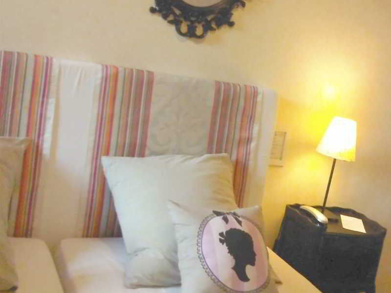 Hotel Amista Marseille - Ancien Hotel Saint Louis - Vieux Port Екстериор снимка