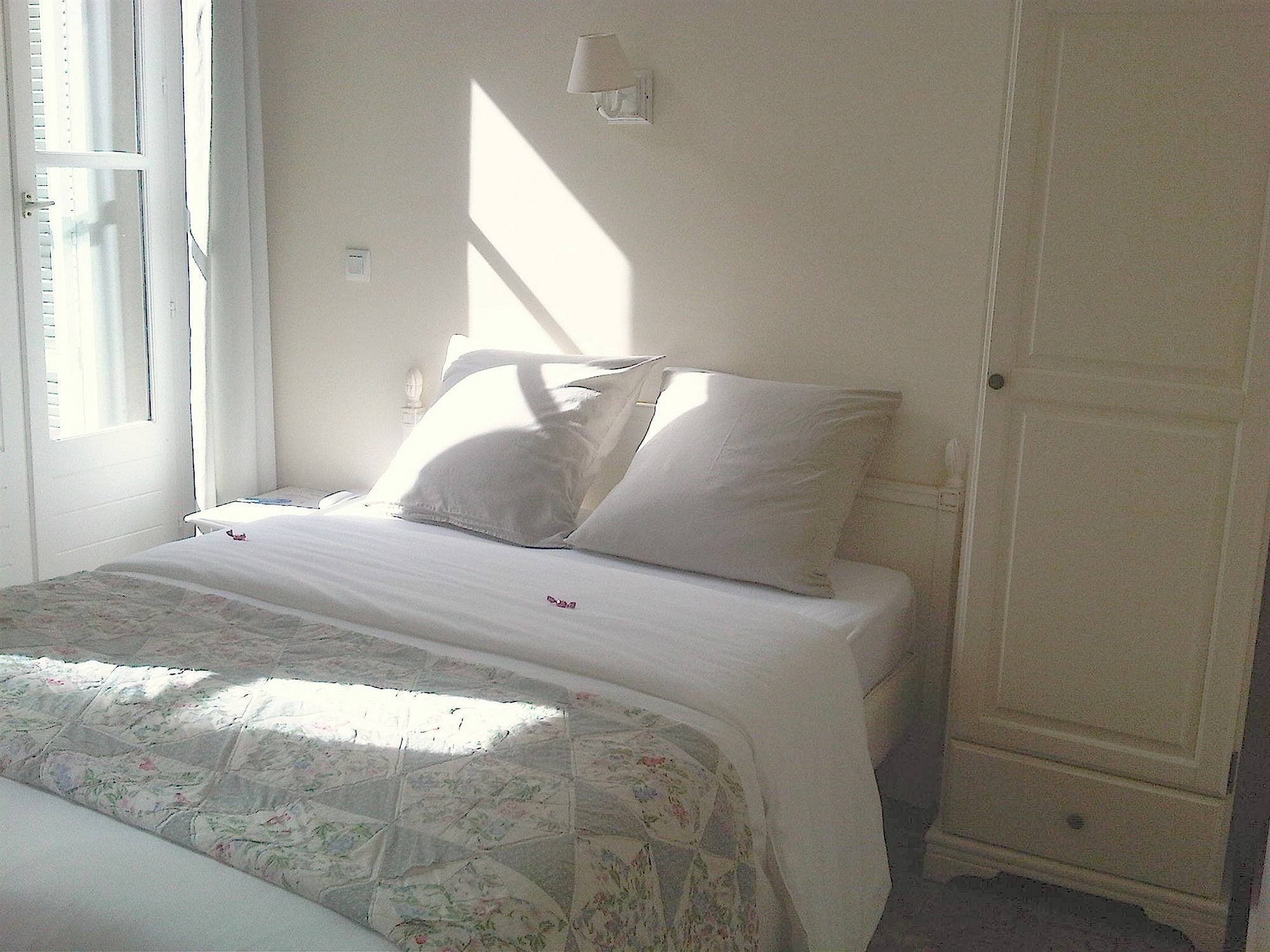Hotel Amista Marseille - Ancien Hotel Saint Louis - Vieux Port Екстериор снимка